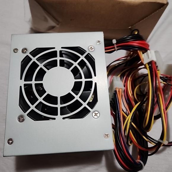 SFX Micro ATX 12V Power Supply - Picture 5 of 5